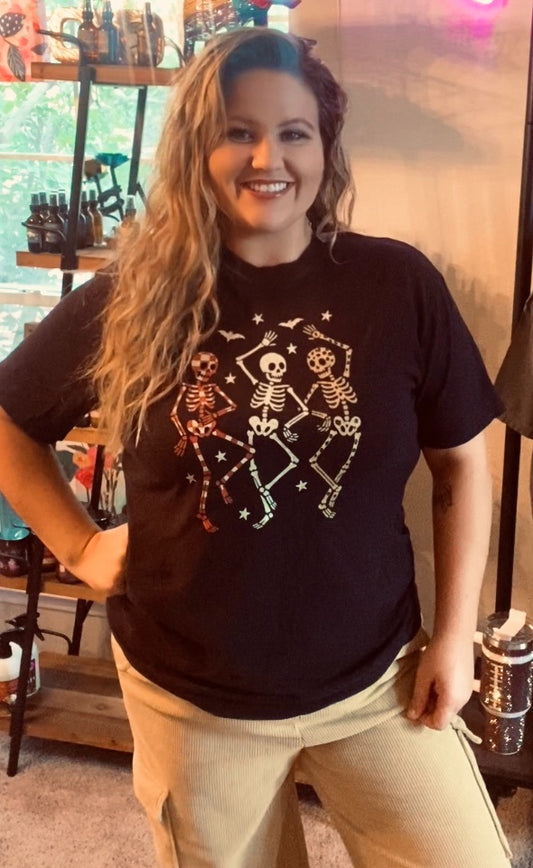 Dancing SKELLY tee