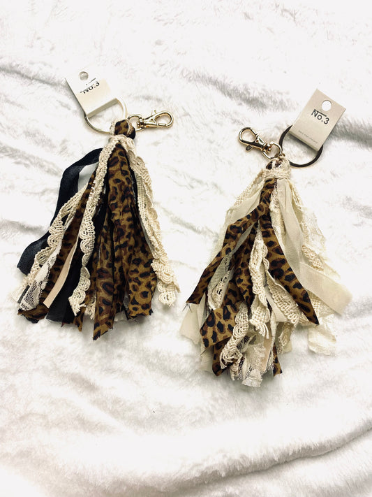 Lace tassel keychain